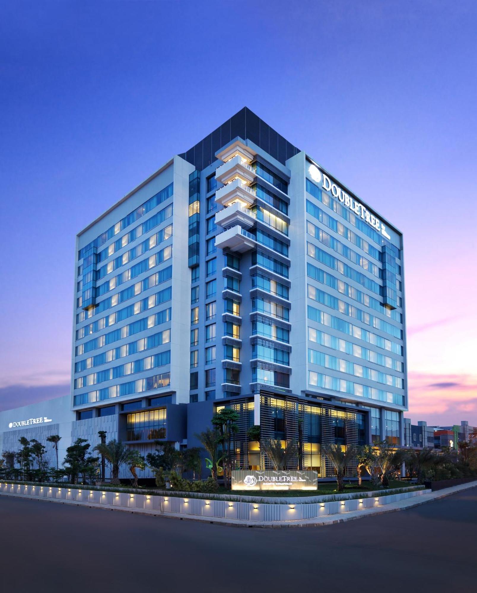 Doubletree By Hilton Jakarta Kemayoran Hotel Exterior foto